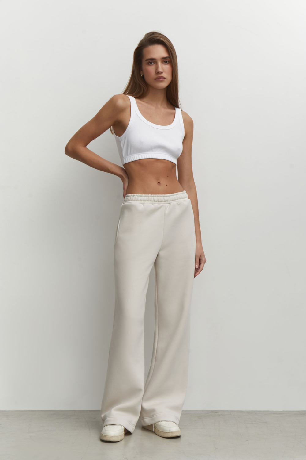 Straight Fit Pants in Milky